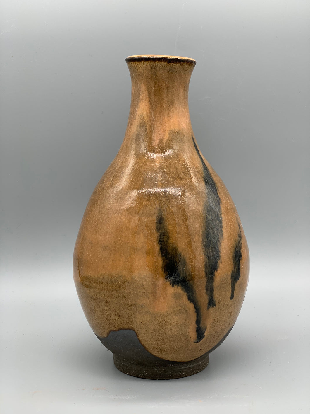 Wisp vase